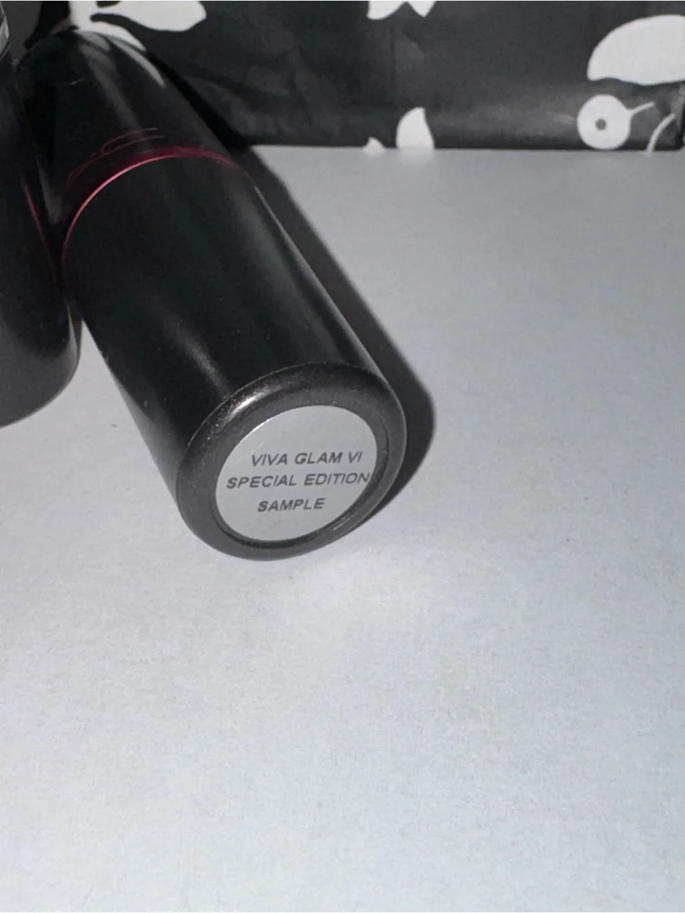 MAC Viva Glam V1 Special Edition Lipstick-Rare